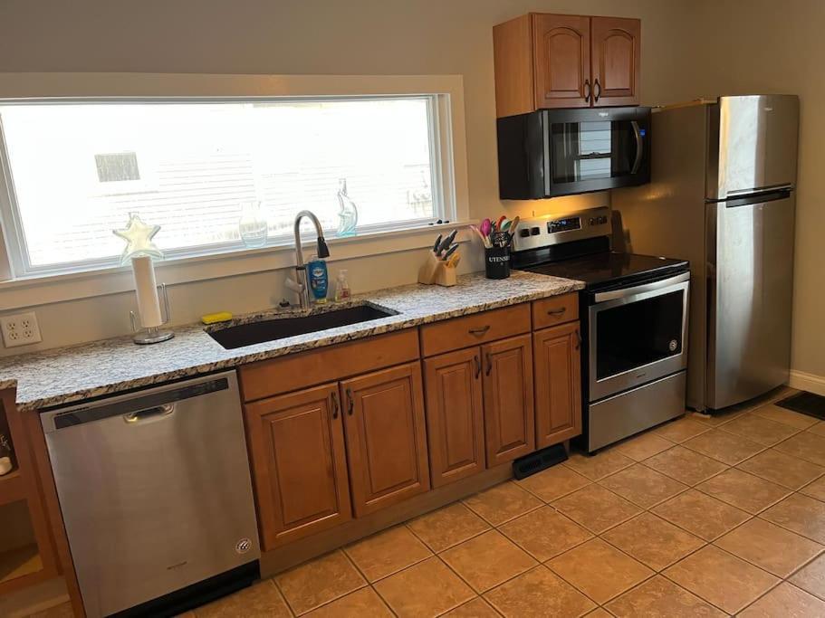 Main, Three Bedroom House In Historic Loveland Exterior photo